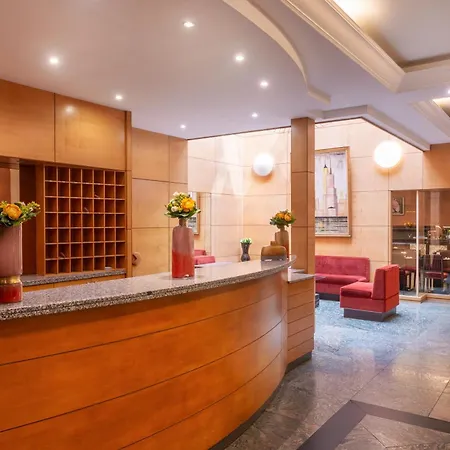 Le Patio Bastille Hotel