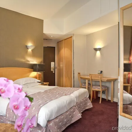 Le Patio Bastille 3*