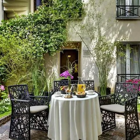 Le Patio Bastille Hotel 3*