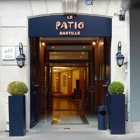 لو باتيو باستيل فندق