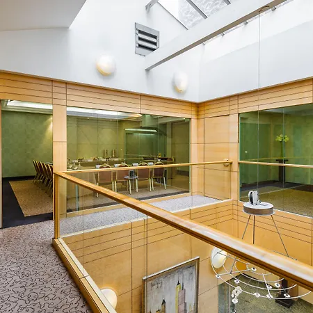 Le Patio Bastille Hotell