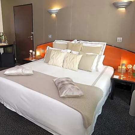 Le Patio Bastille Hotell