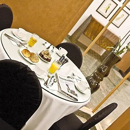 Le Patio Bastille Hotel Paris