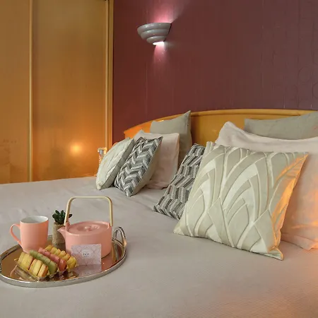 Le Patio Bastille 3*