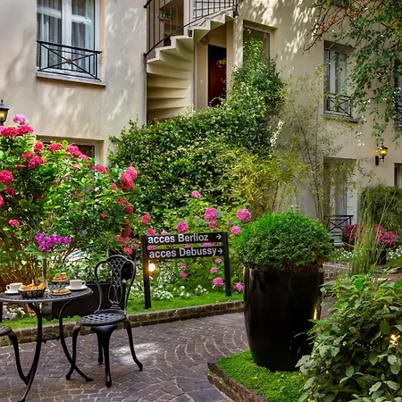 لو باتيو باستيل