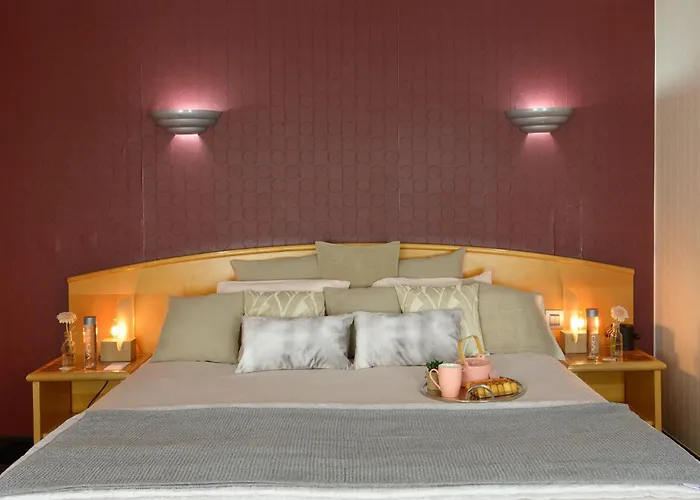 Hotel Le Patio Bastille 3*