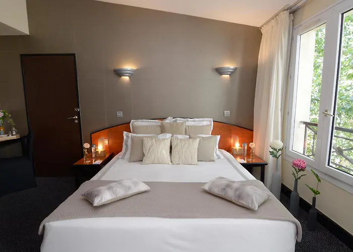 Le Patio Bastille 3*