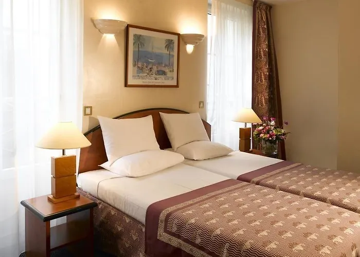 Le Patio Bastille 3*