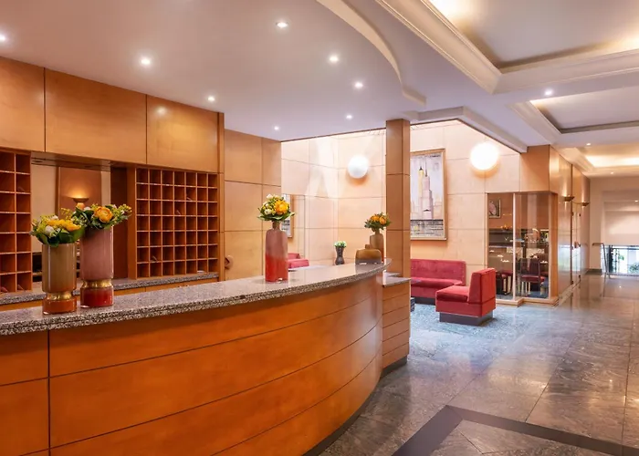 Le Patio Bastille Hotel
