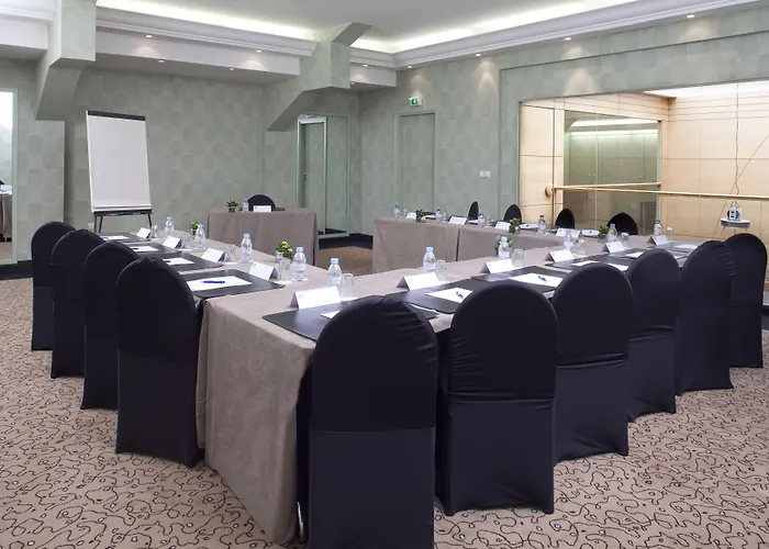 Le Patio Bastille Hotel 3*